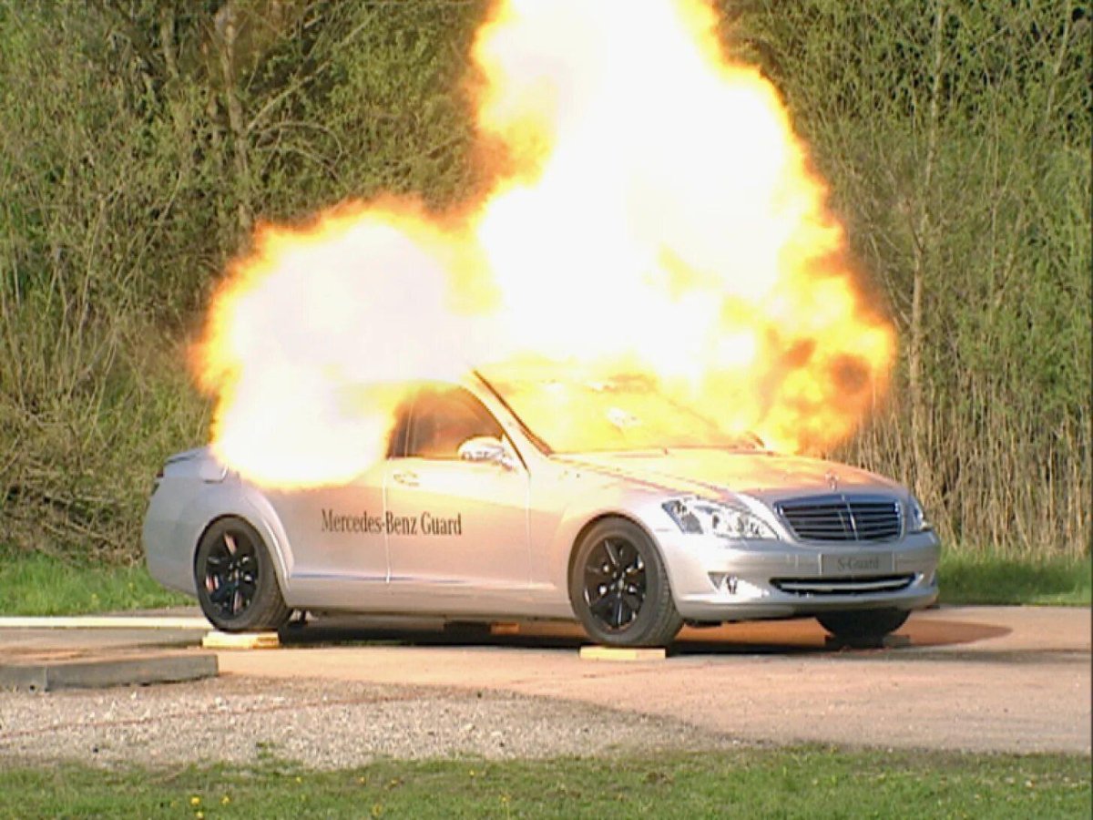 Горящий Мерседес Литвина