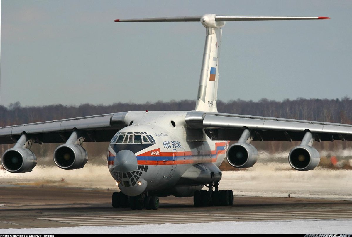 Ил-76тдп пожарный самолет