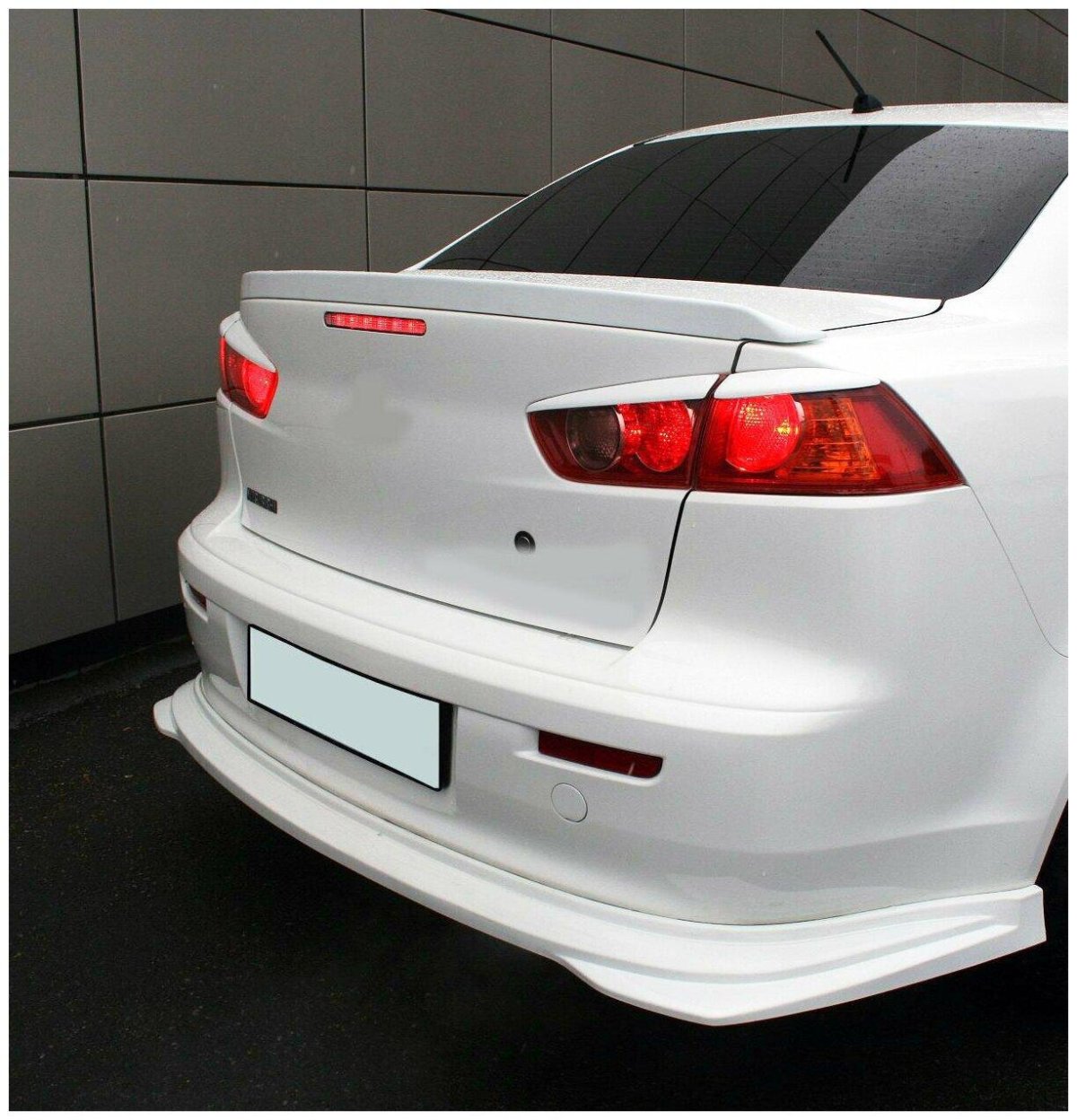 Митсубиси Лансер 10 спойлер задний