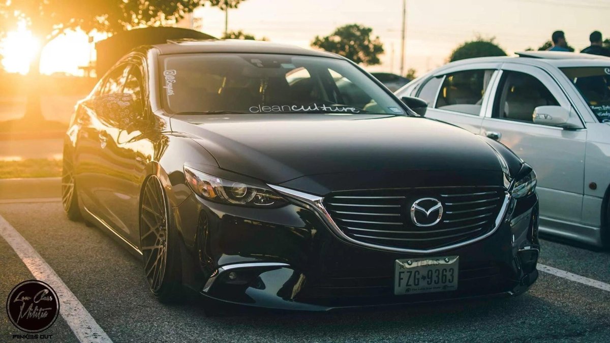 Мазда 6 2018 черная