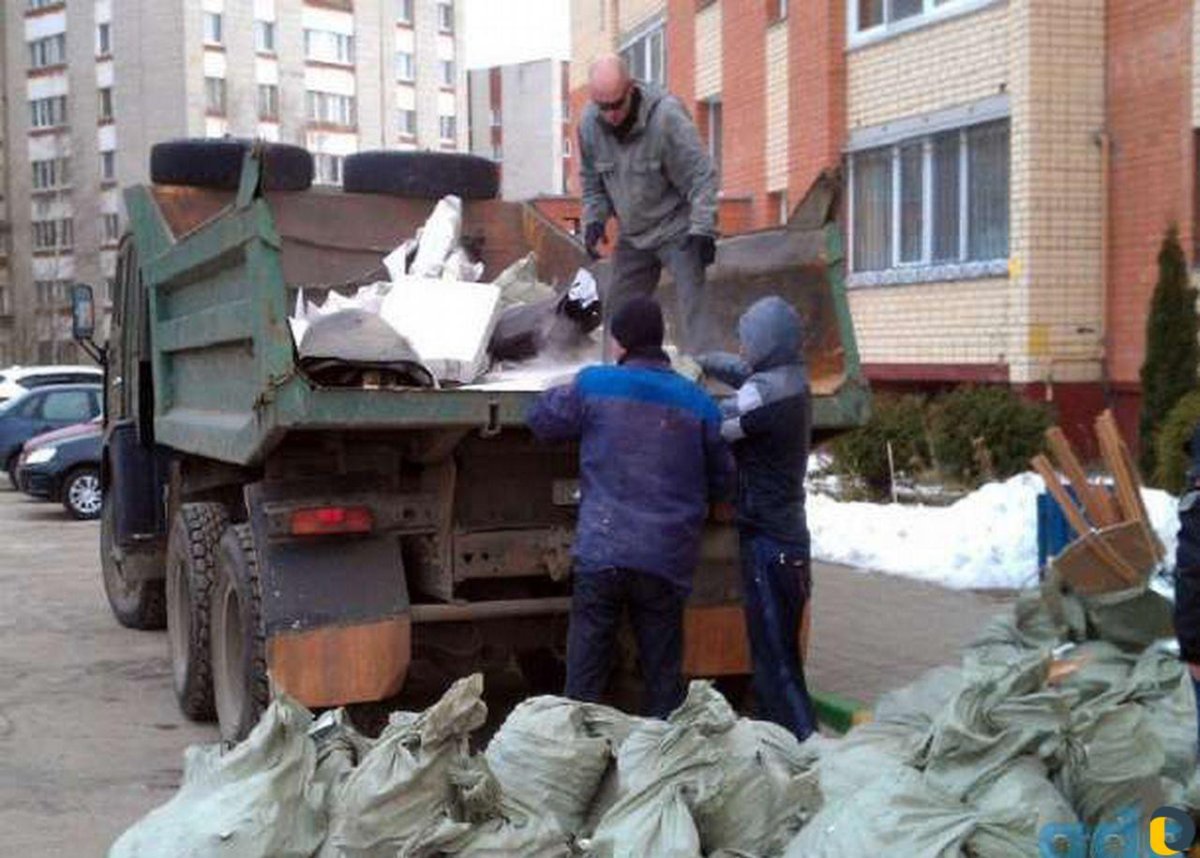 Погрузка строительного мусора