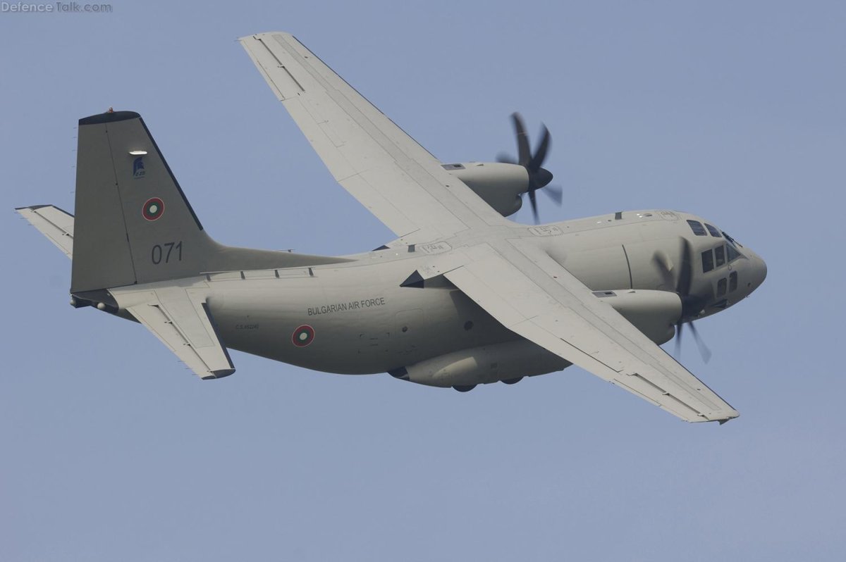 Alenia c-27j Spartan самолет