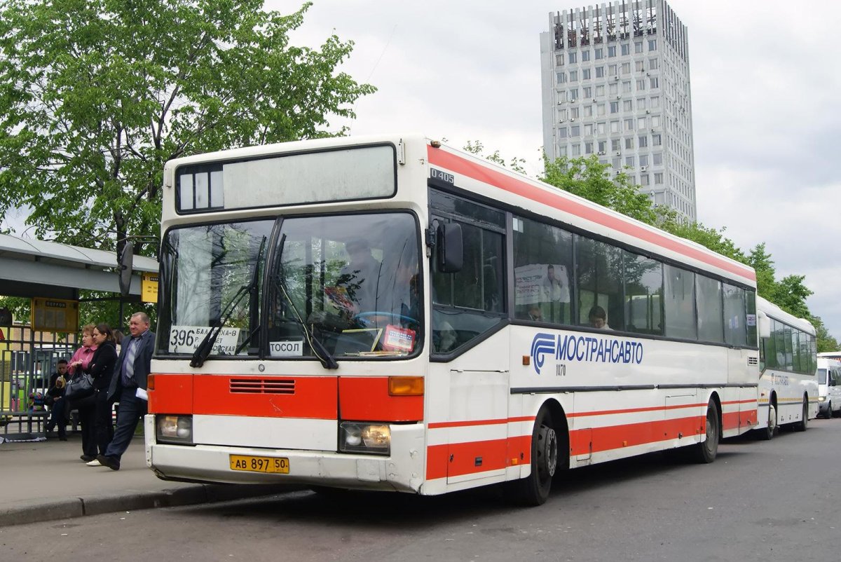 Мерседес Бенц o405