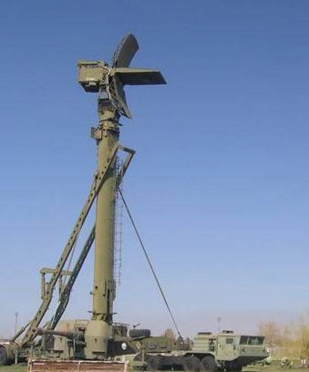 Низковысотный обнаружитель с 300