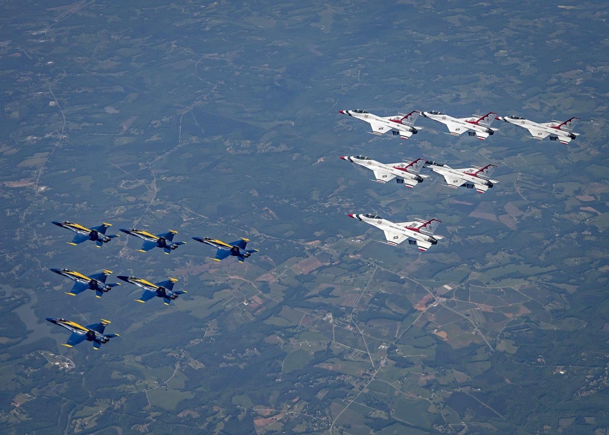 Голубые ангелы пилотажная группа США