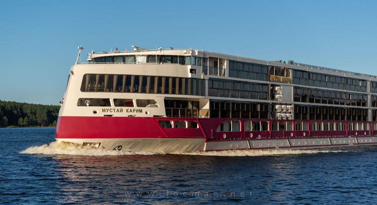 Мустай Карим теплоход внутри