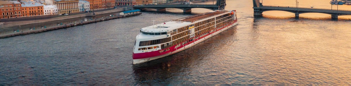 Круизный Речной теплоход Мустай Карим
