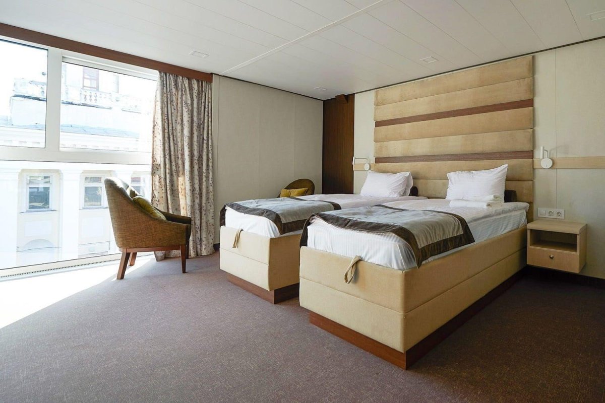 Каюта Делюкс Мустай Карим