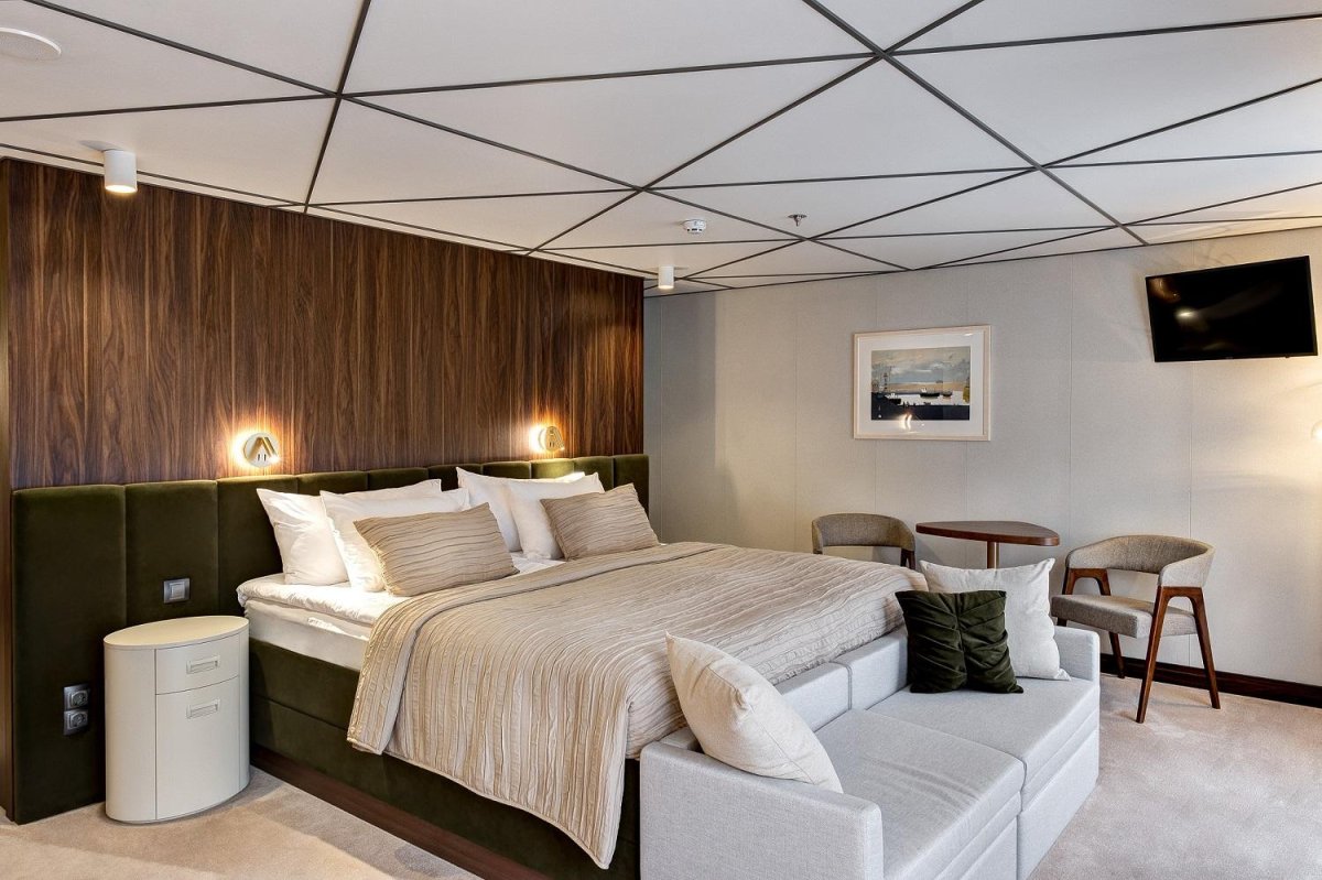 Лайнер Мустай Карим каюты