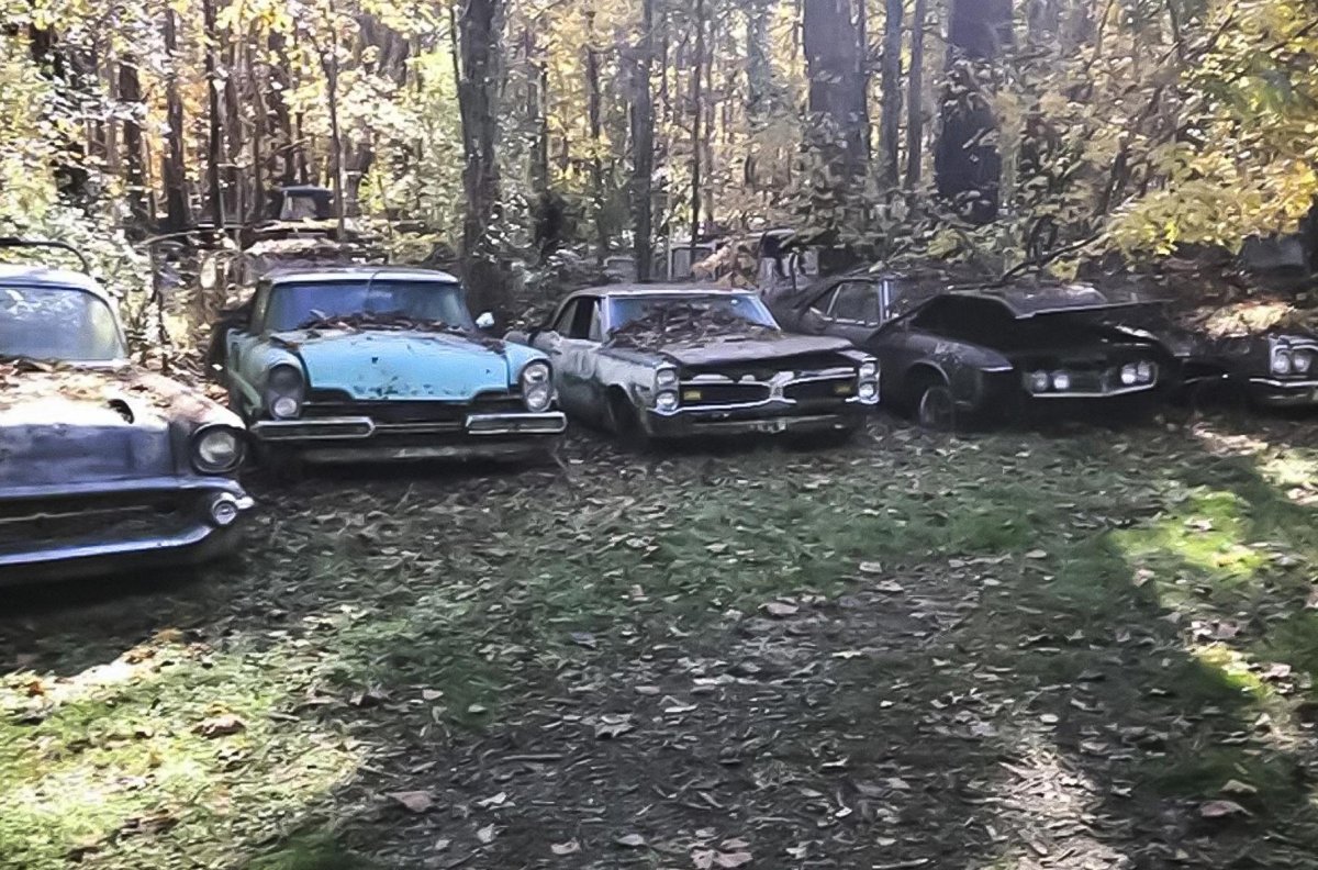 Автокладбище в США