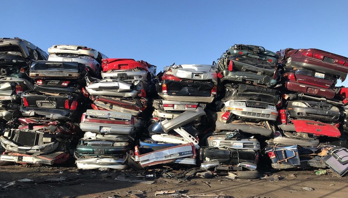 Автосвалка в США