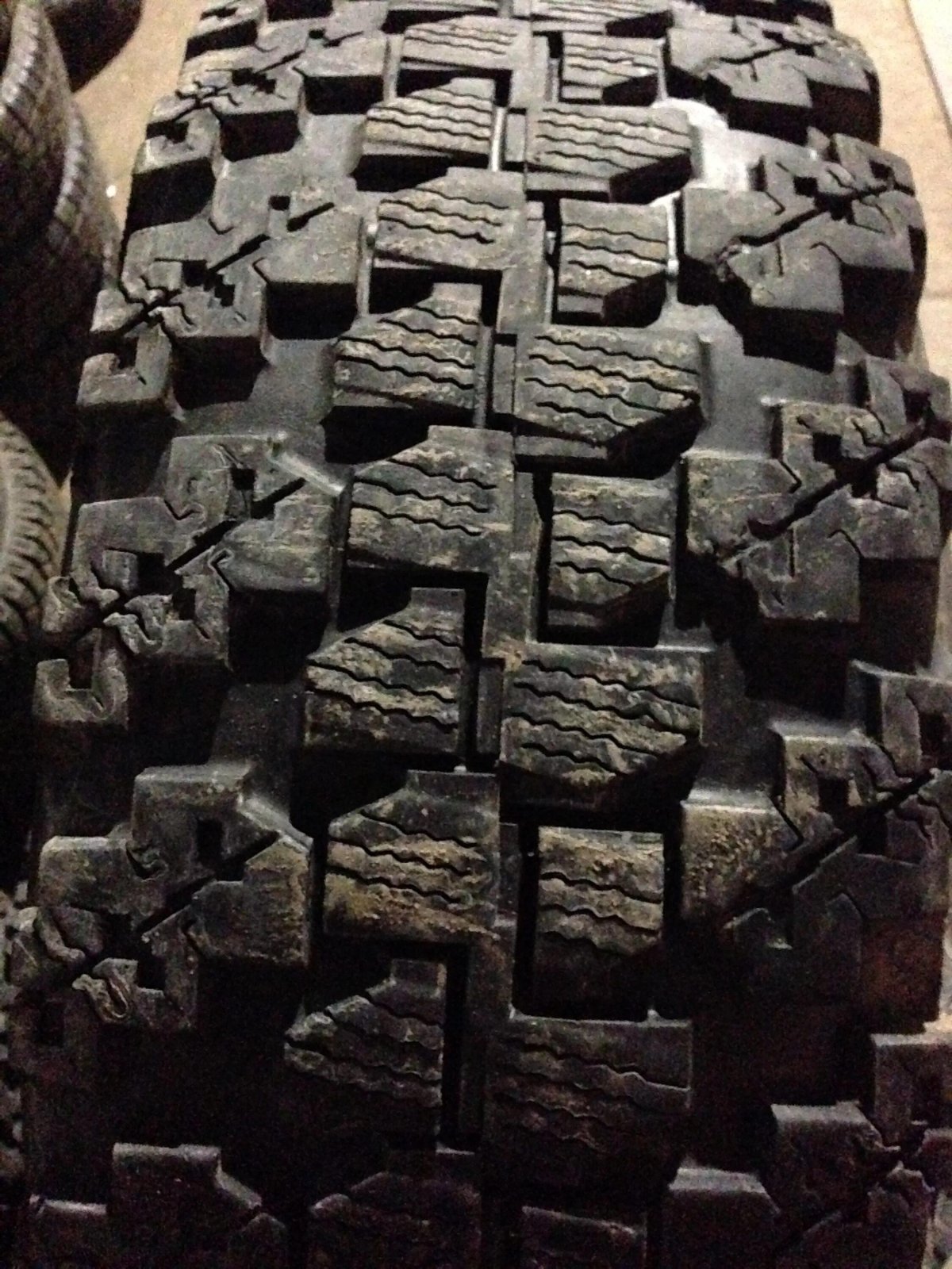 ЯШЗ Я-569 235/75/r15