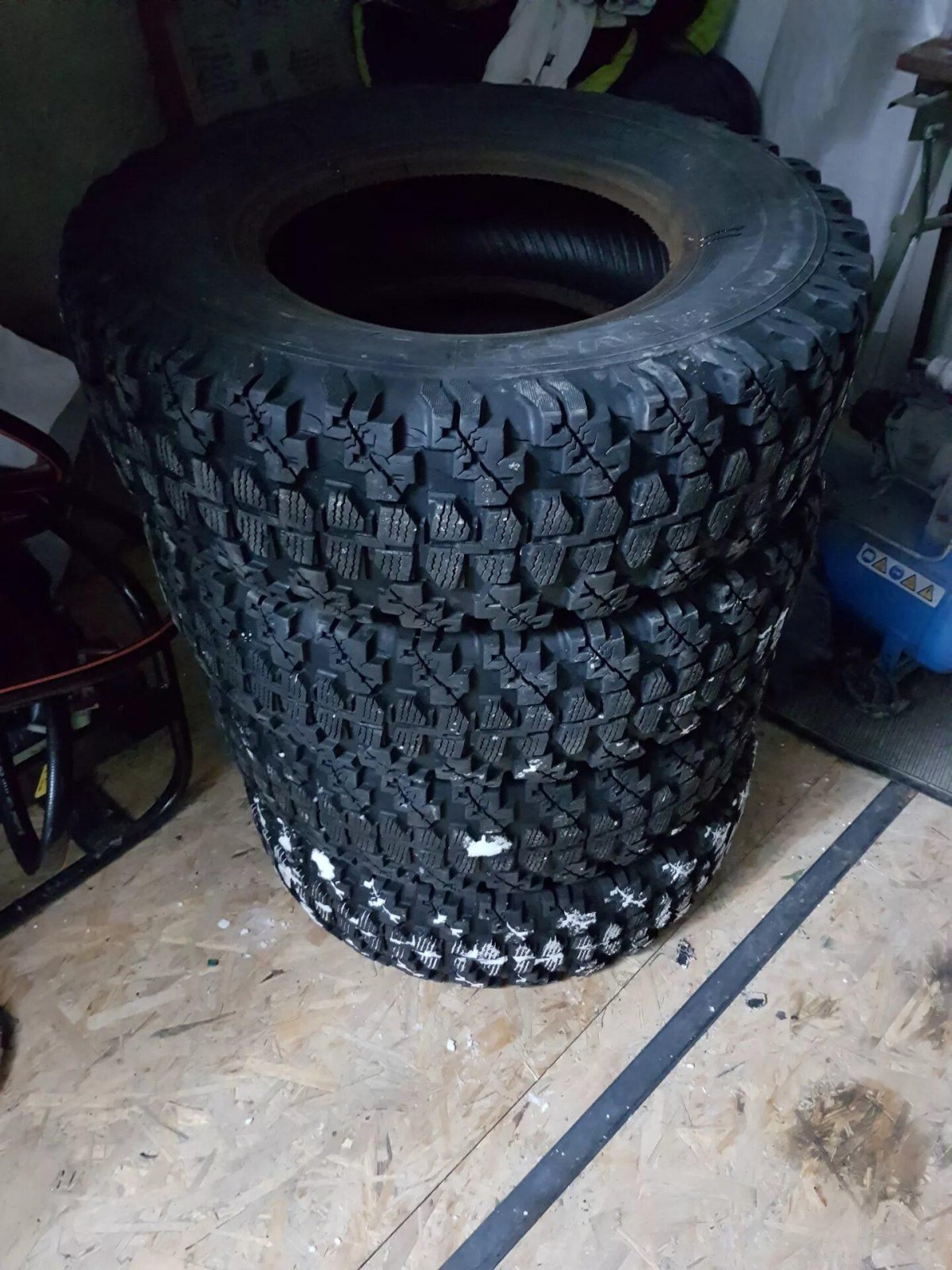 Шина 235-75-r15 на УАЗ