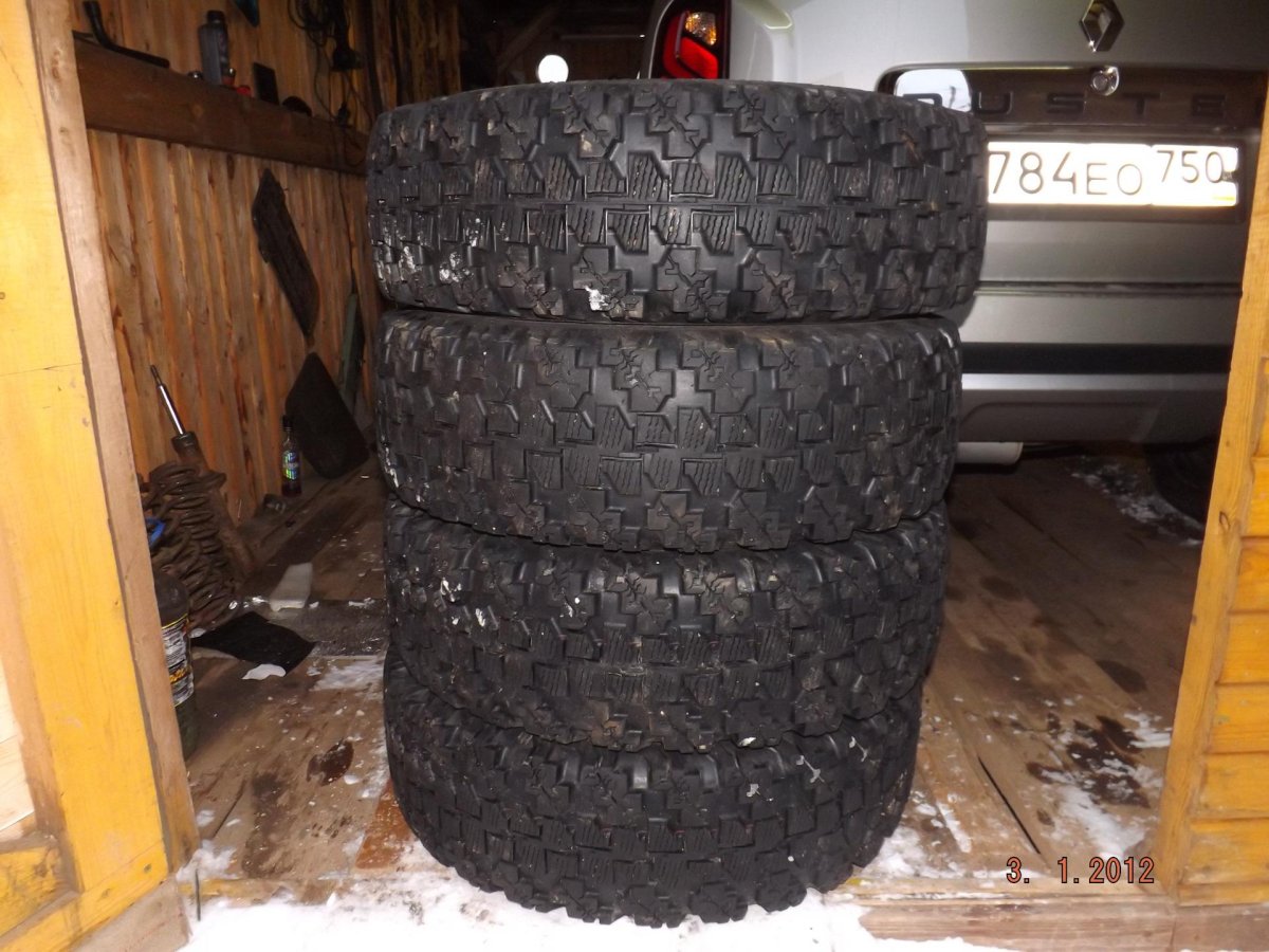 Резина я 569 на УАЗ р15