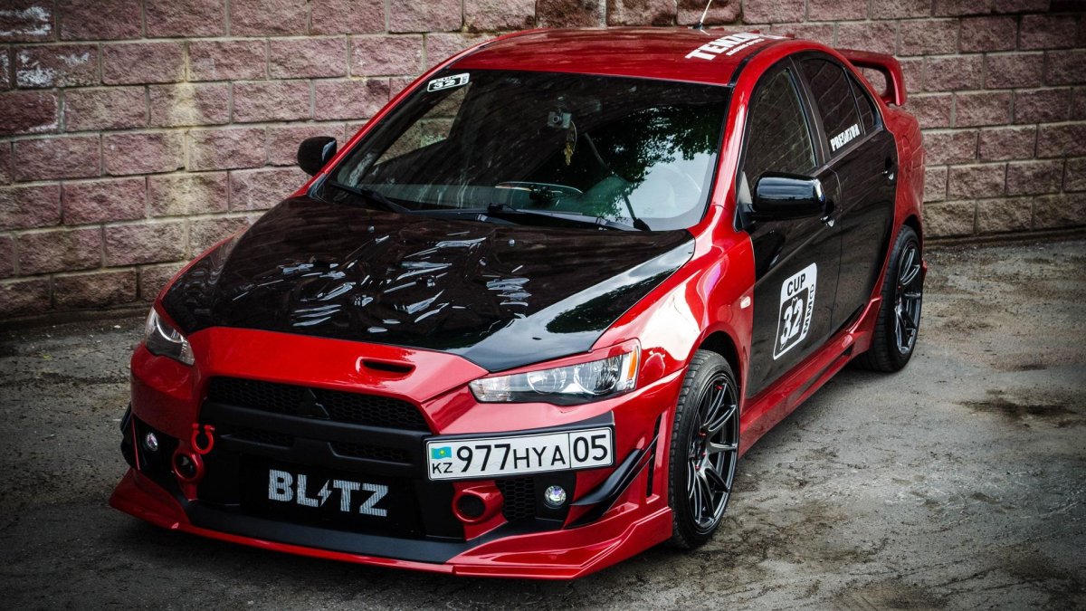 Тюнингованная Mitsubishi Lancer 10