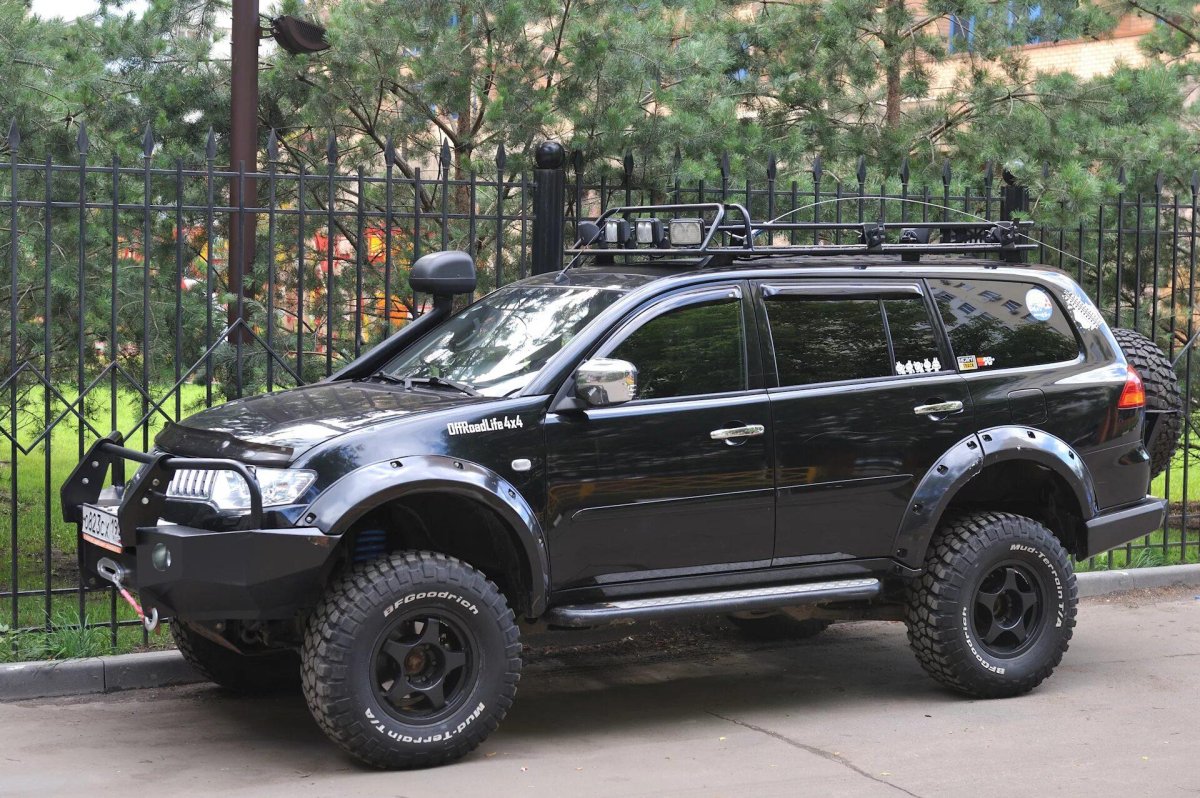 Mitsubishi Pajero Sport 1 Offroad