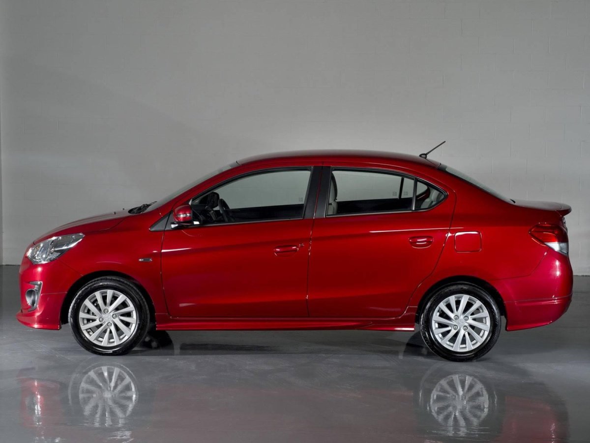 Митсубиси Attrage