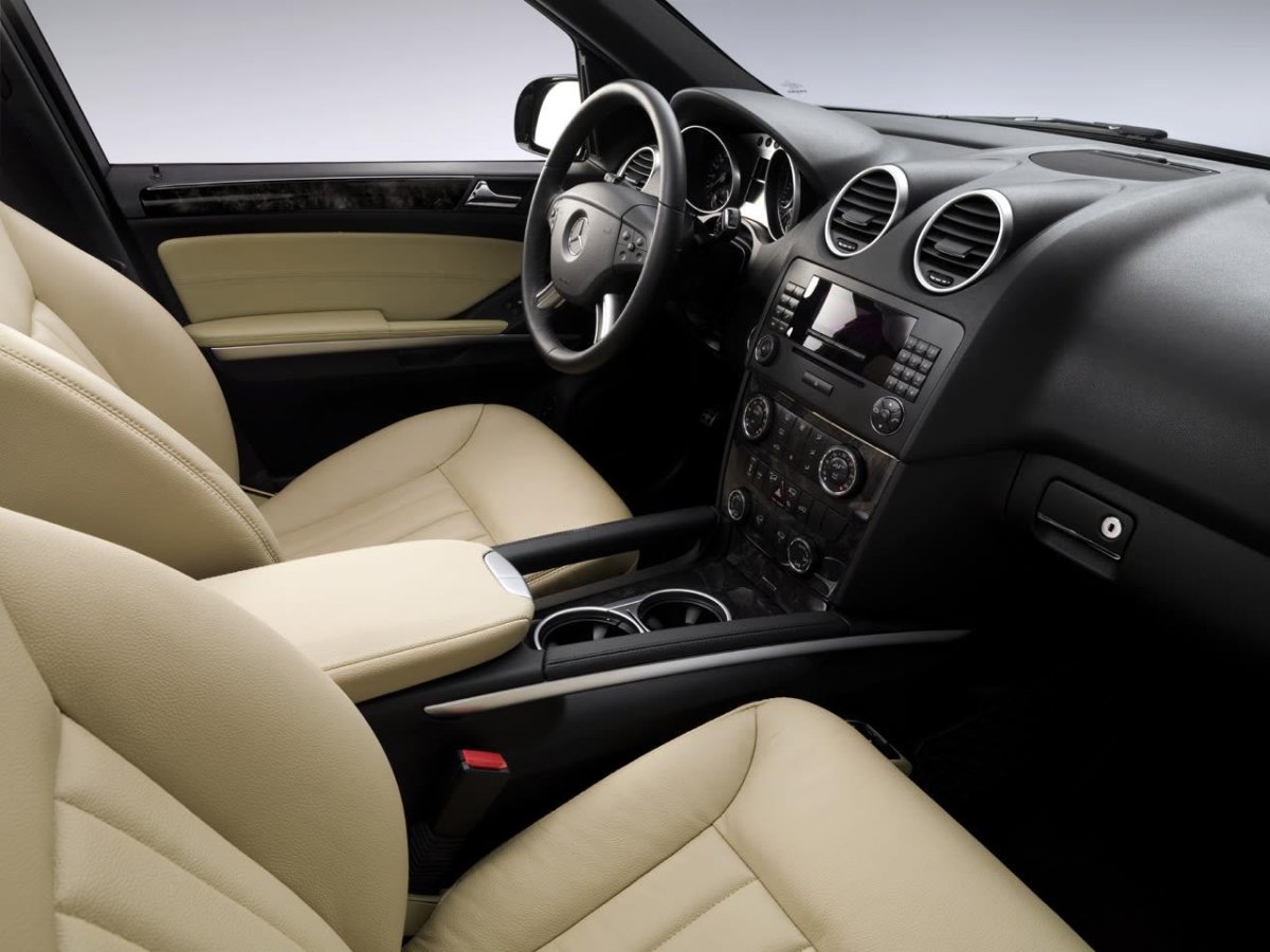 Mercedes-Benz m-class (w164)