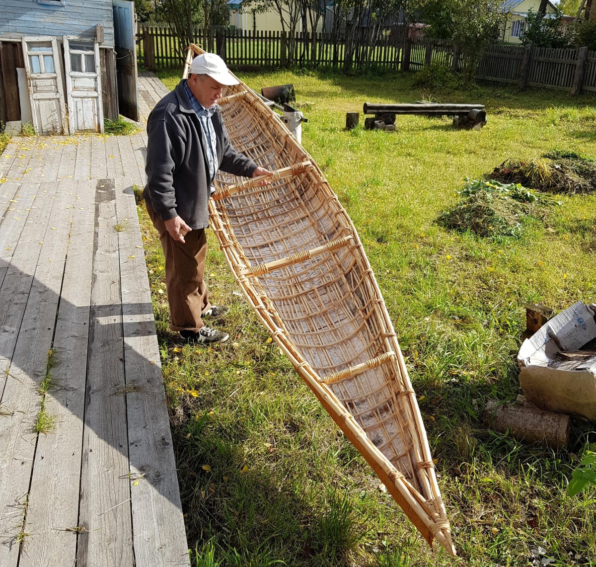 Лодка Берестянка