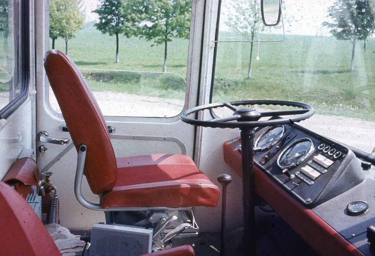 ЛАЗ 699 кабина