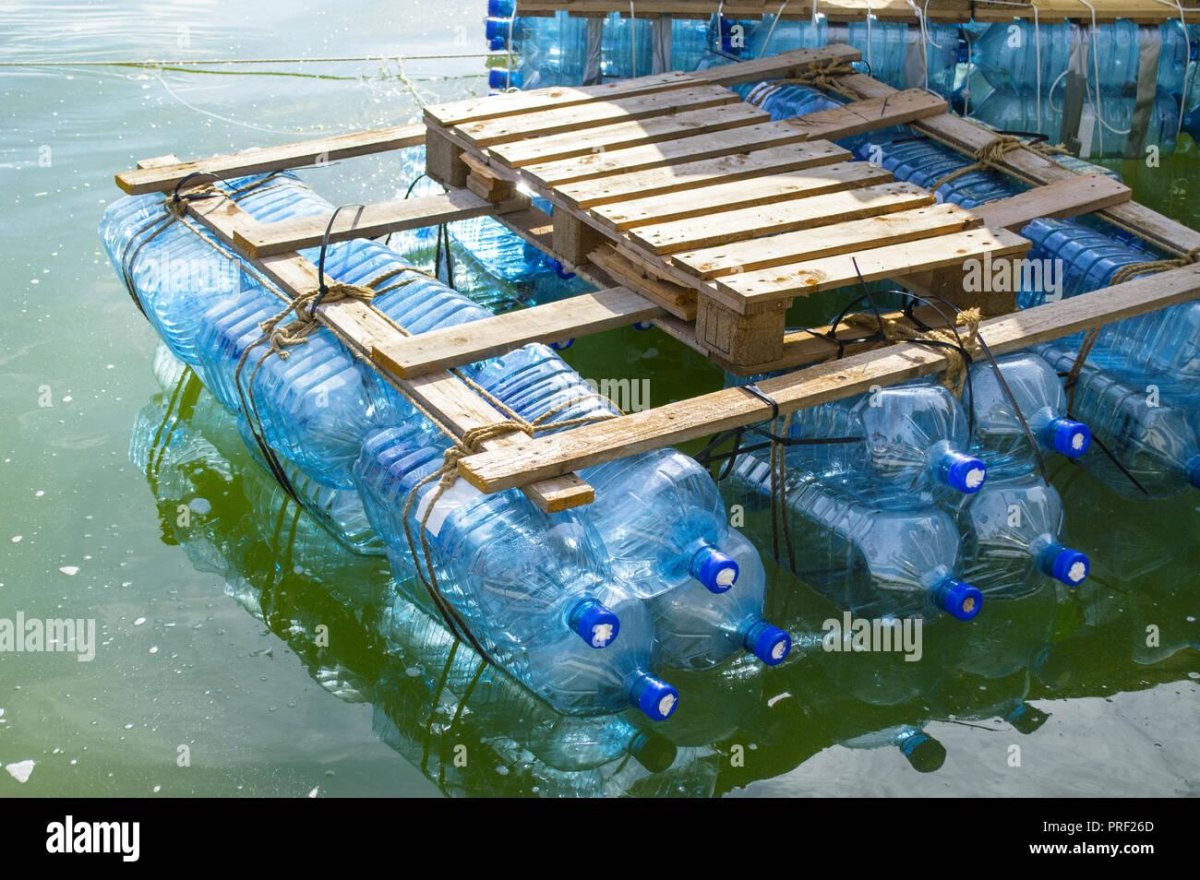 Понтон из пластиковых бутылок