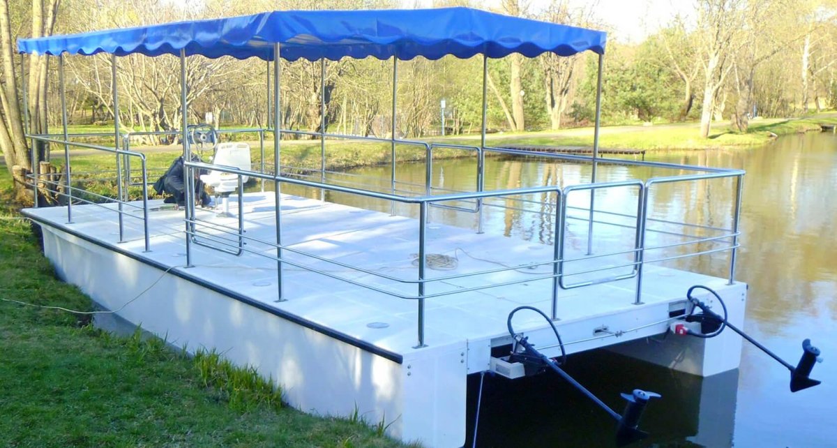 Понтонный катамаран