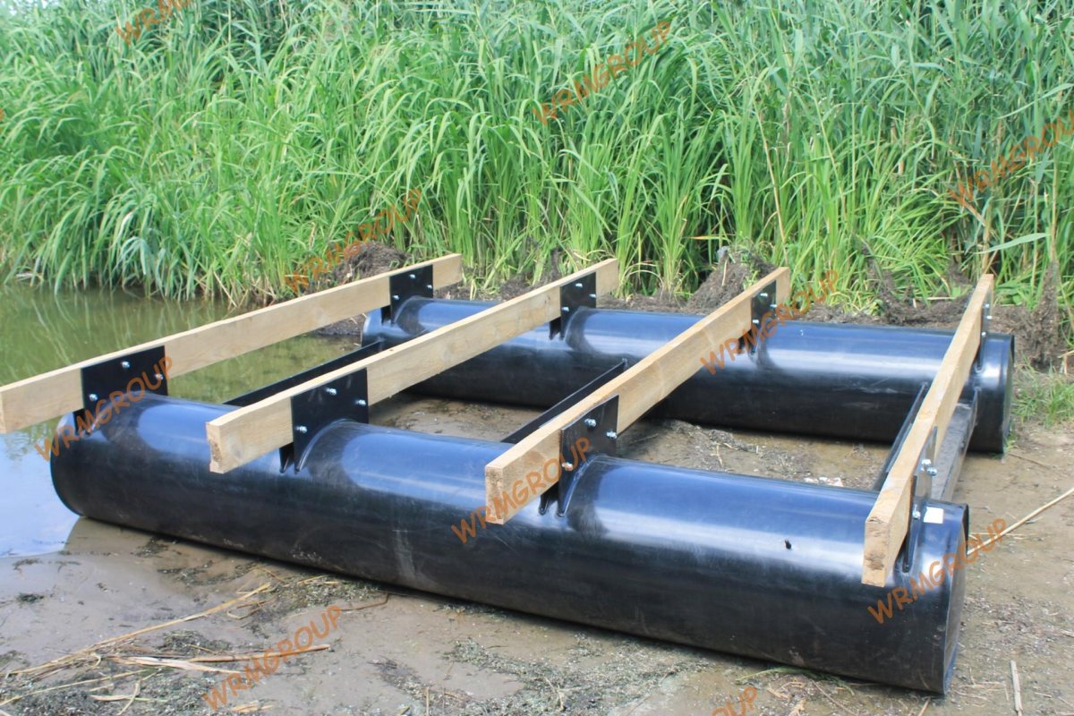 Понтон из пластиковых бочек