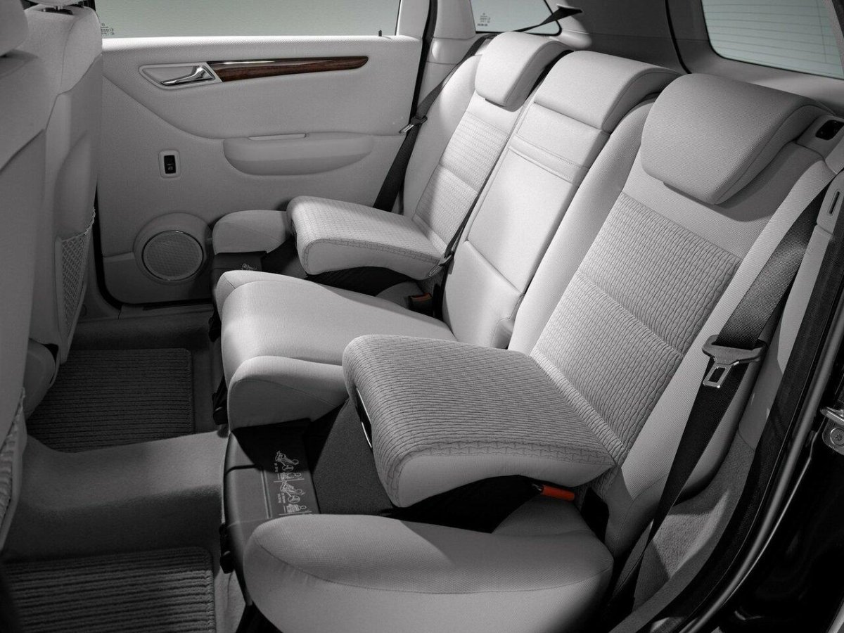 Мерседес b200 w245