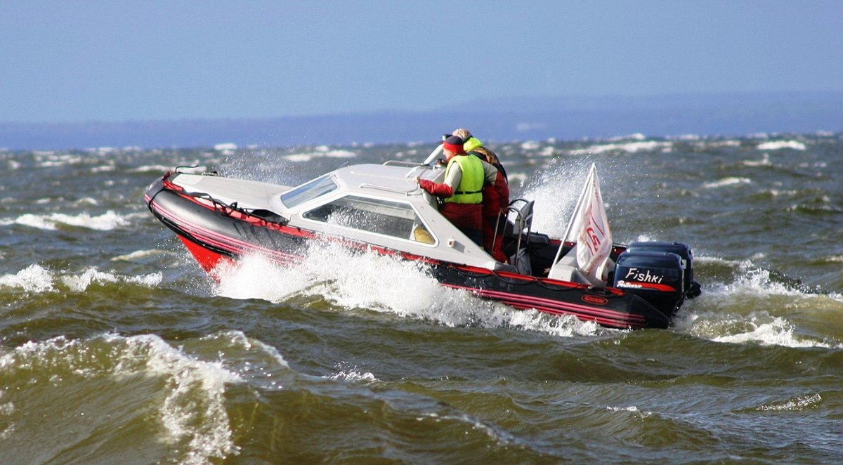 Ладога-2 моторная лодка