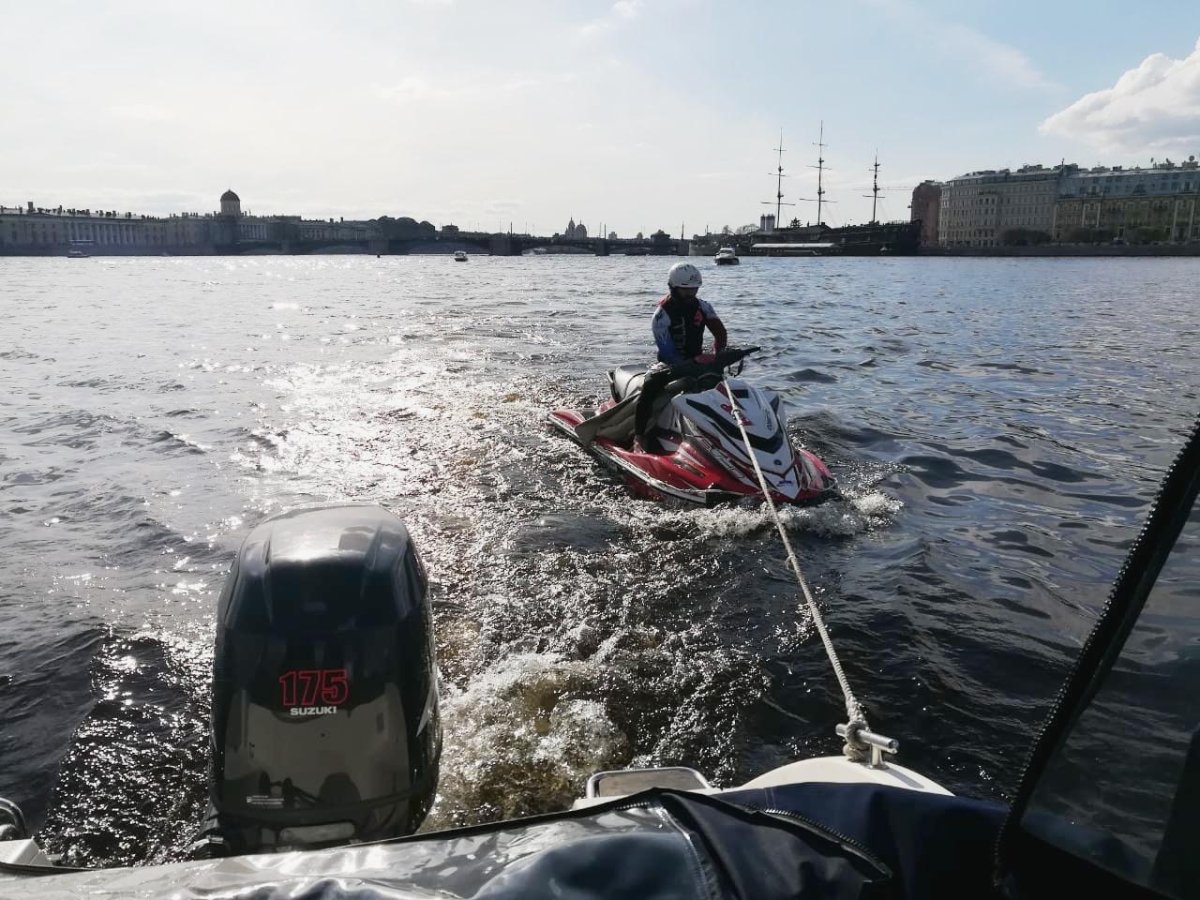 Гидроцикл на Неве