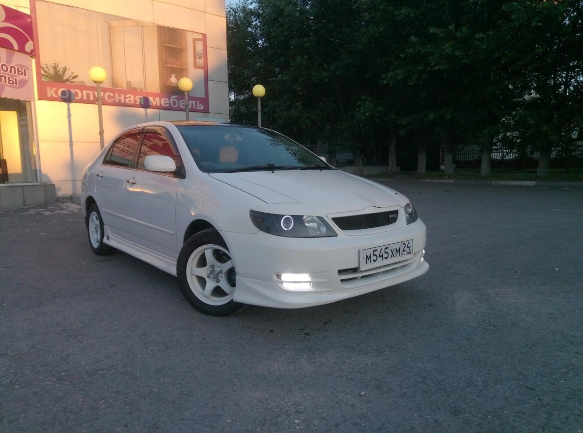 Тойота Королла 120 белая