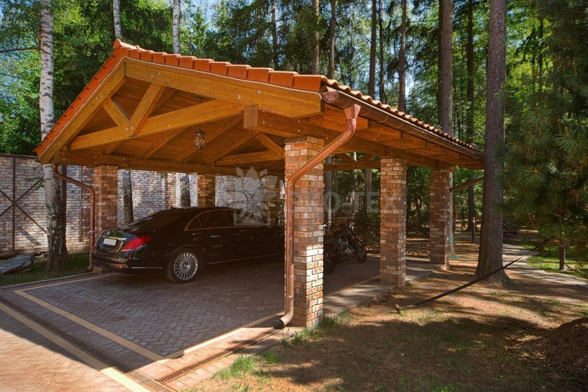 Навес для машины из бруса