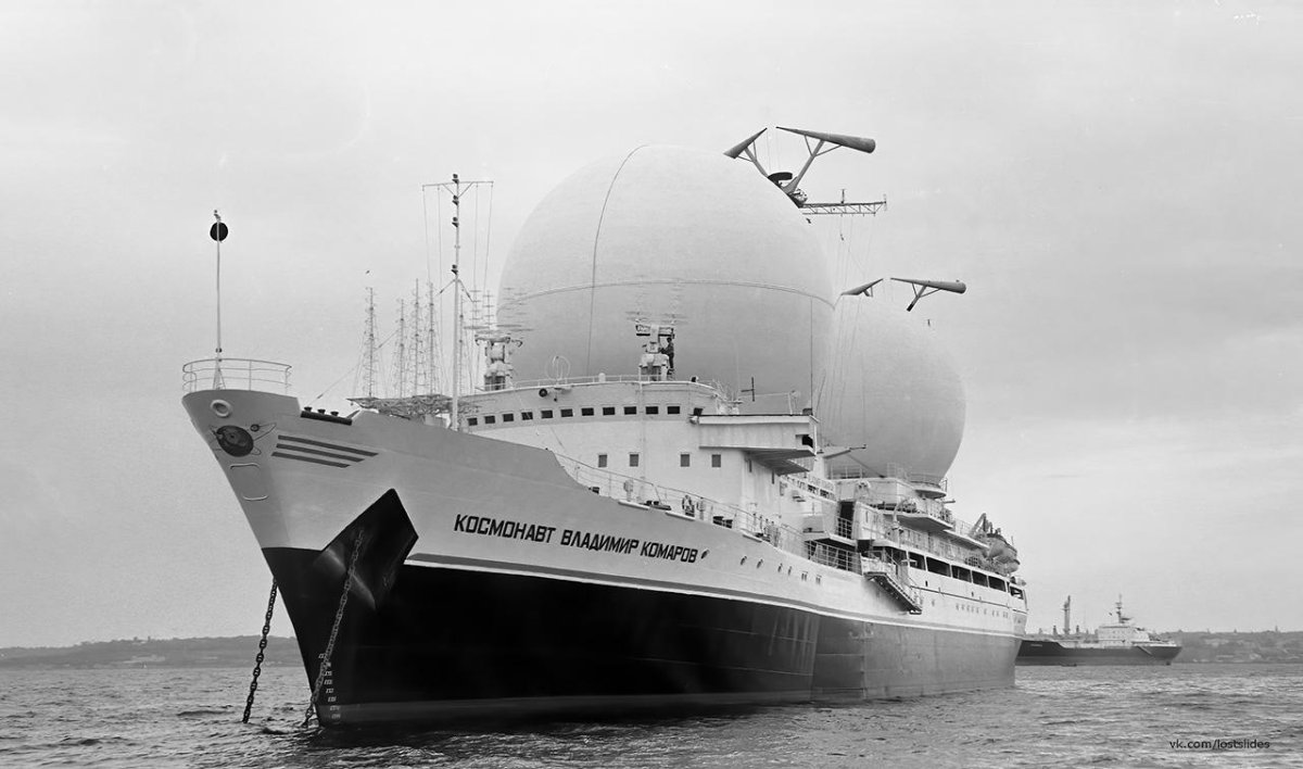 Космонавт Владимир комаров судно