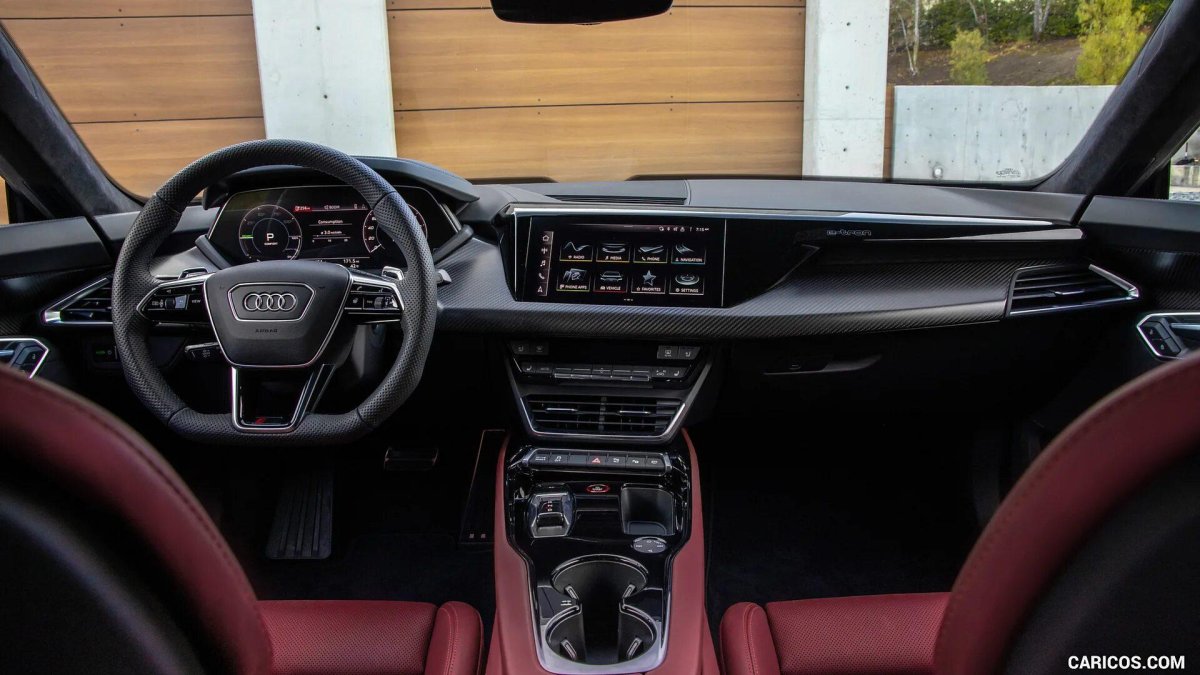 Audi RS E-tron gt 2022