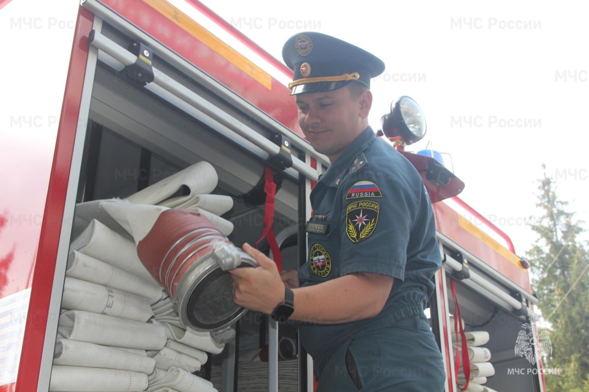 Пожарный автомобиль рукавный ар-2