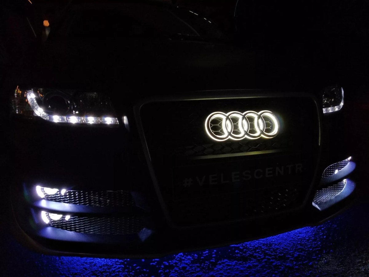 Подсветка фары Ауди а6 с5