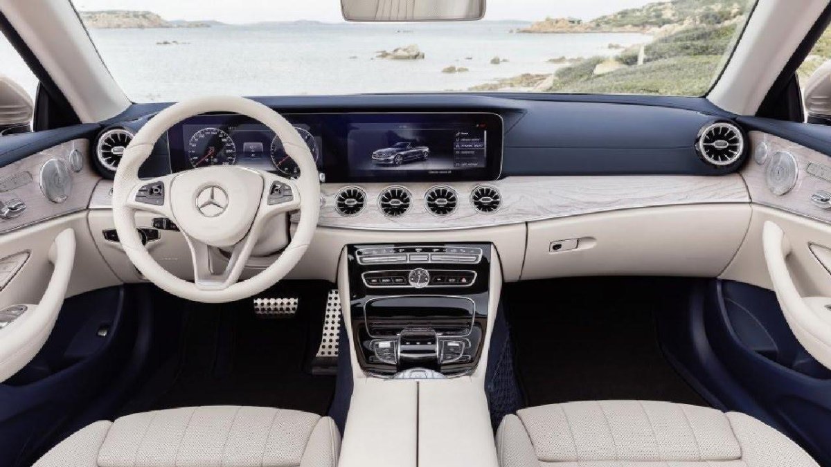 Мерседес е200 2022