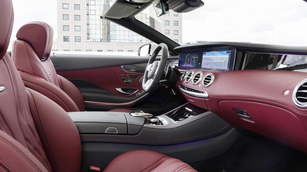 Mercedes AMG s63 Cabriolet салон