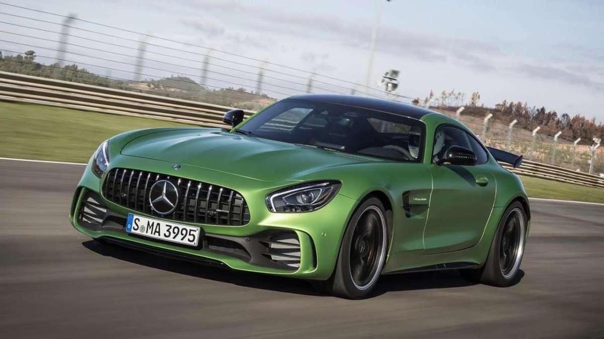 Mercedes AMG gt r