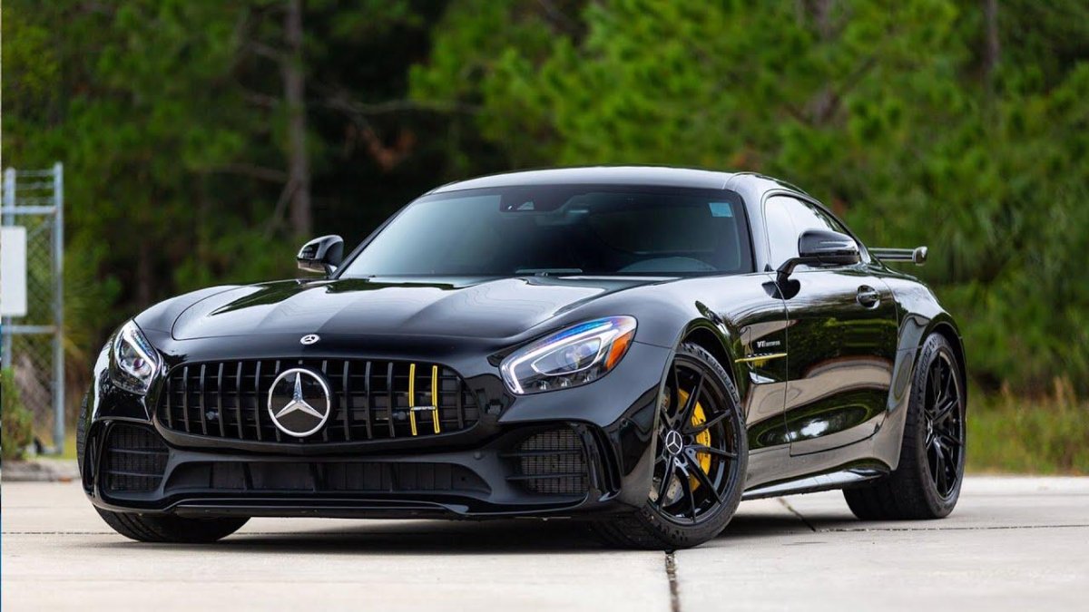 Mercedes Benz AMG GTR