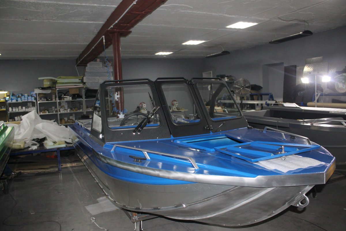 Моторная лодка туман 490