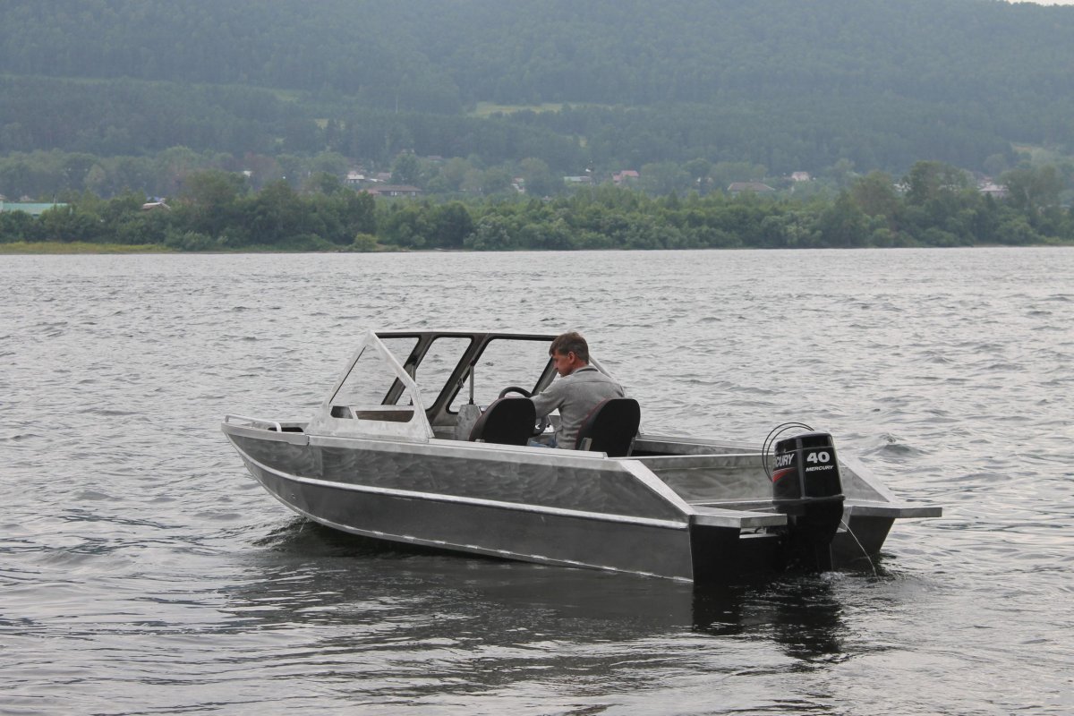 Туман 565 алюминиевая лодка