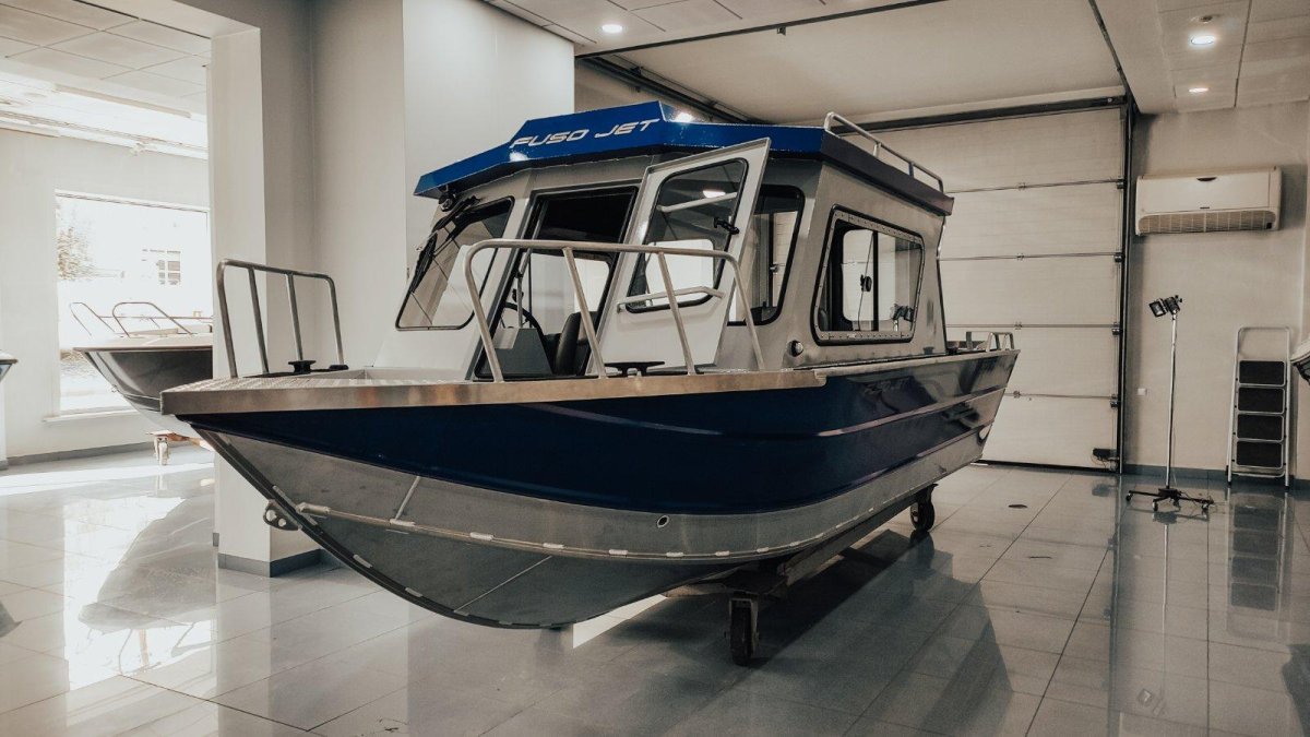 Катер REALCRAFT 600 Cabin