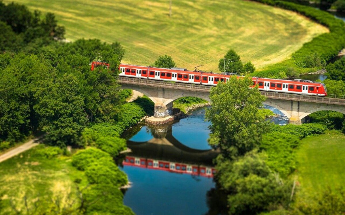 Мост с железной дорогой