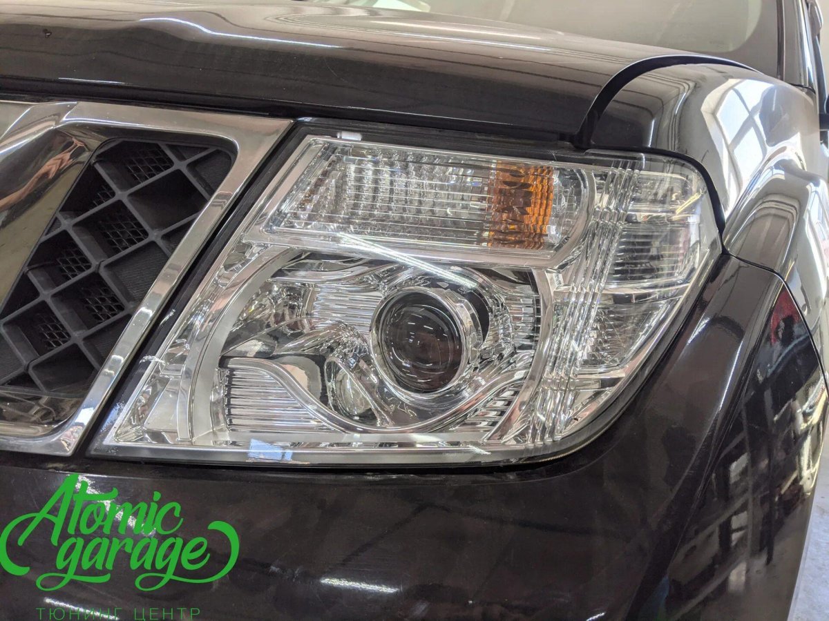 Фара Nissan Pathfinder r51 HELLA