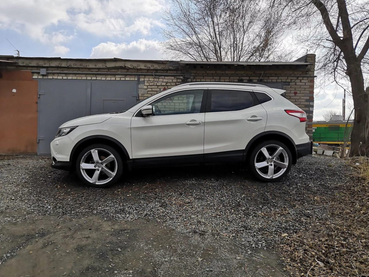 Ниссан Кашкай r20