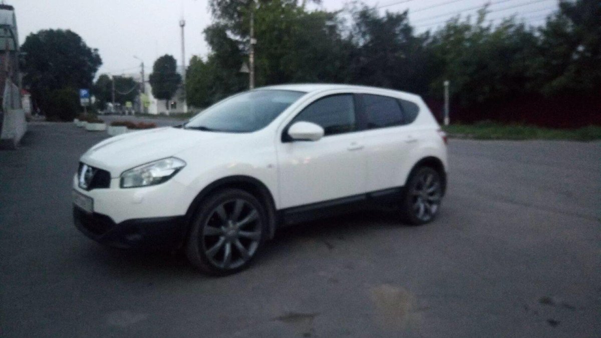 Nissan Qashqai r20
