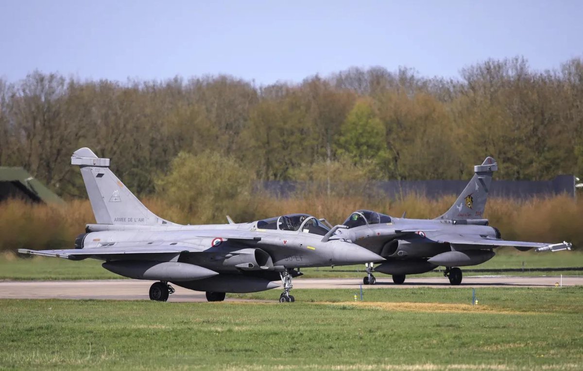 Rafale на аэродроме