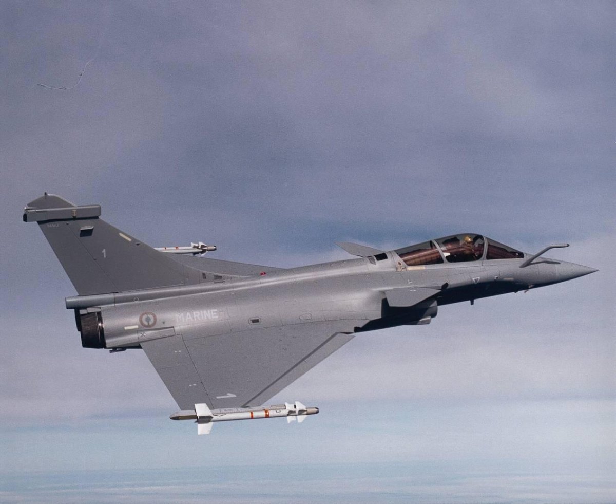 Французский истребитель Rafale