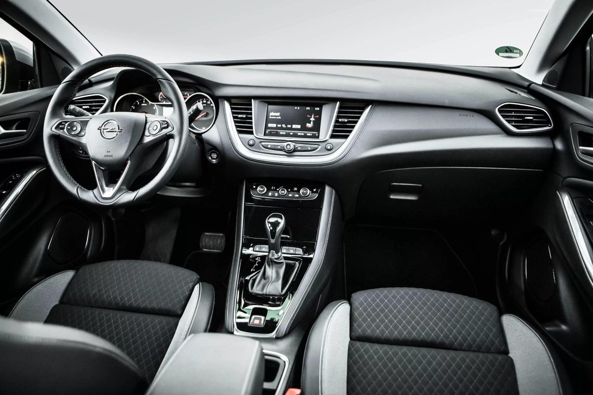 Opel Grandland x